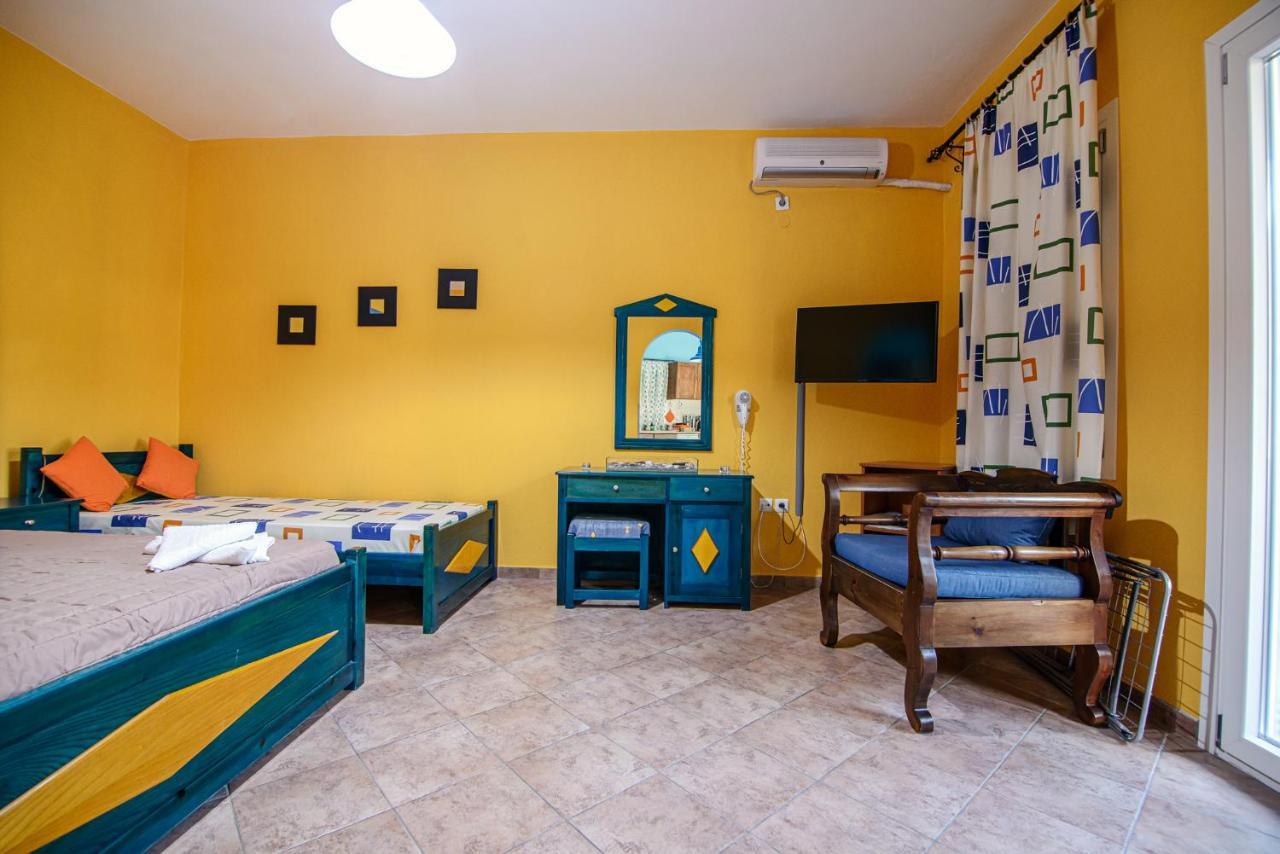 Atlantica Apartments Мегалохори Экстерьер фото