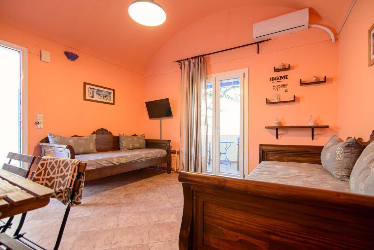 Atlantica Apartments Мегалохори Экстерьер фото